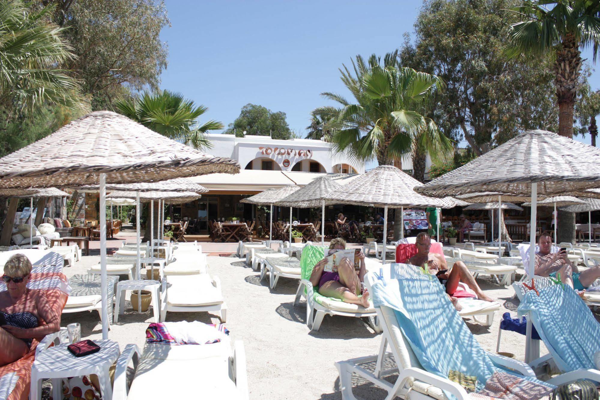 Toloman Hotel Bitez Beach ภายนอก รูปภาพ