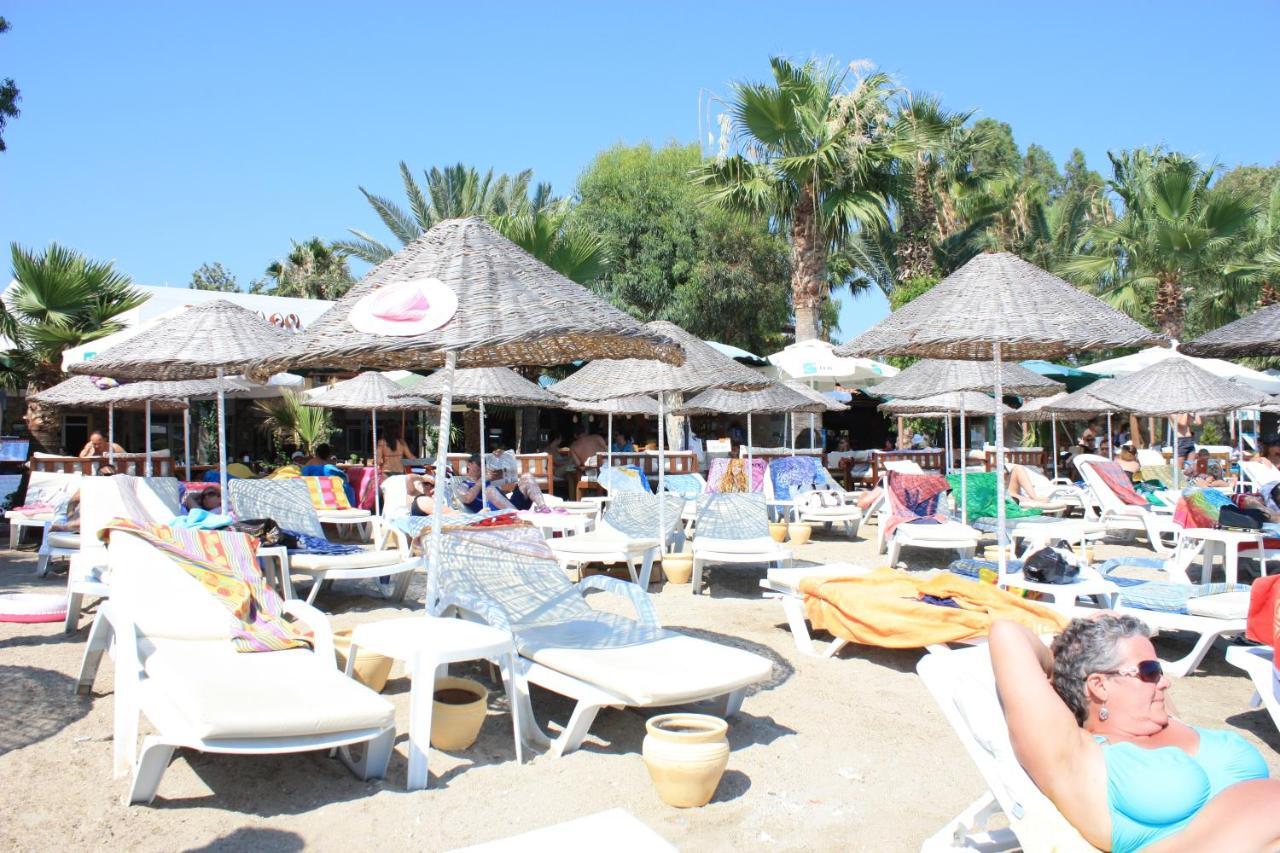 Toloman Hotel Bitez Beach ภายนอก รูปภาพ